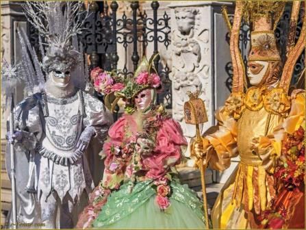carnaval-venise-masque-costume-