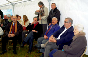 sous_la_tente_fr