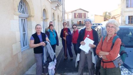 st_morillon_promeneurs_fr